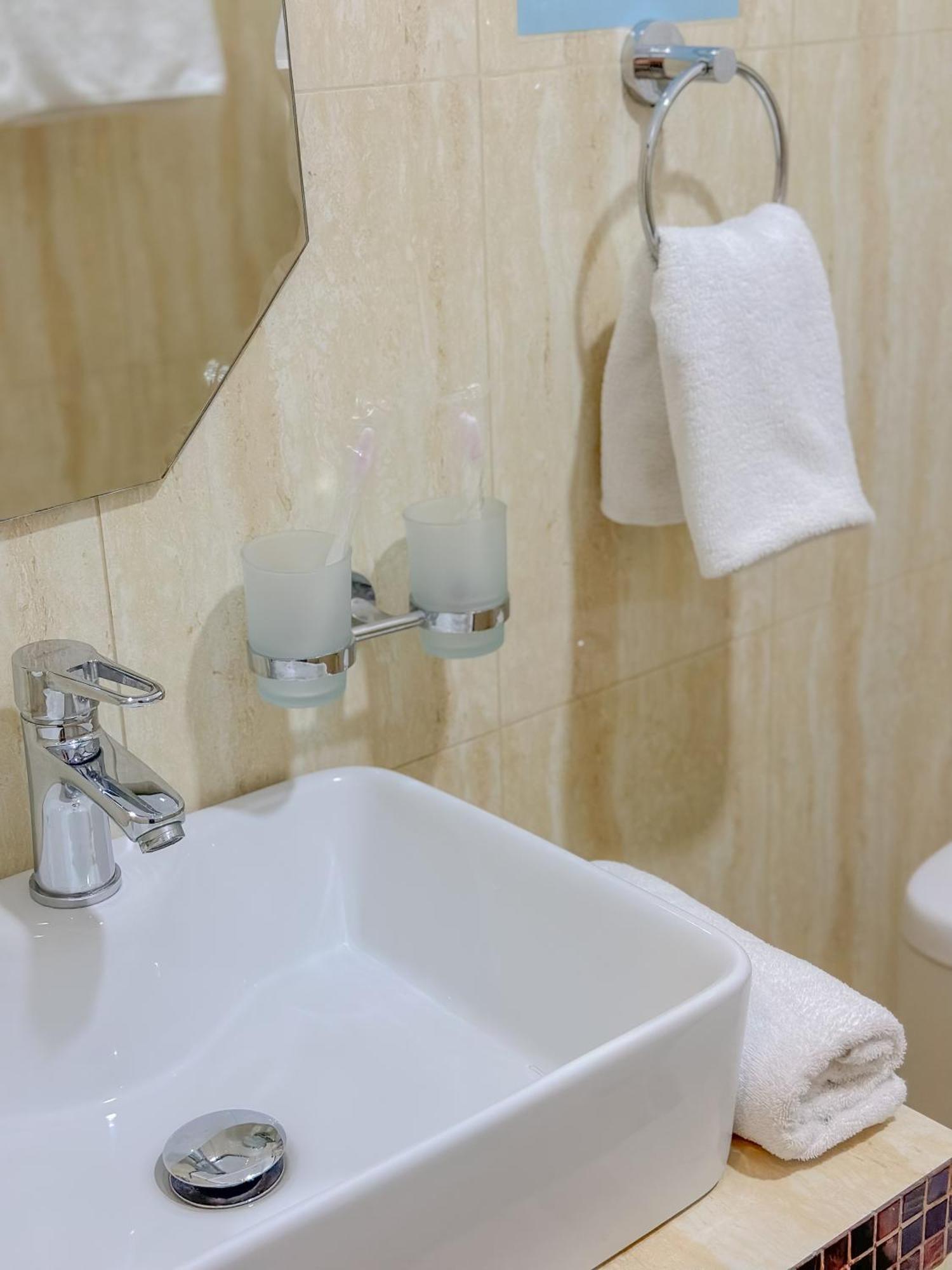 Resident Hotel Almaty Luaran gambar