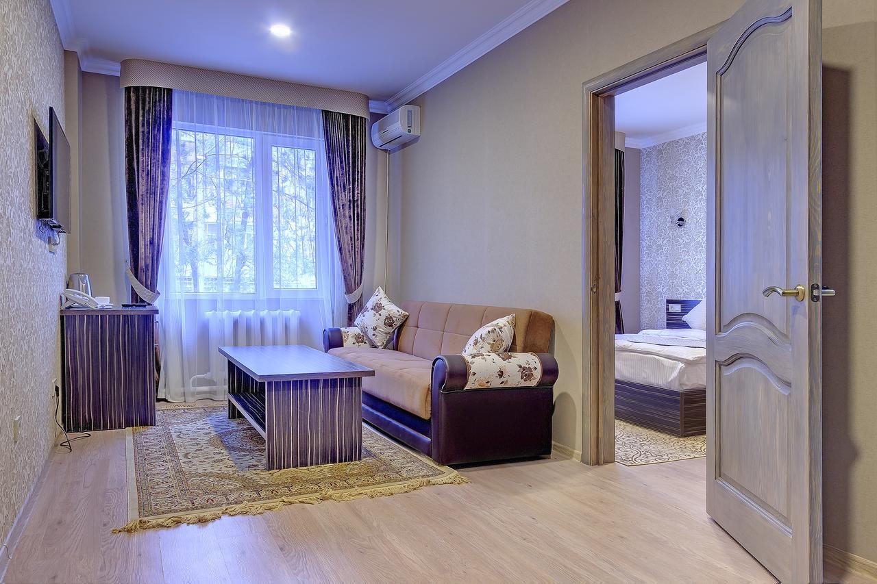Resident Hotel Almaty Luaran gambar