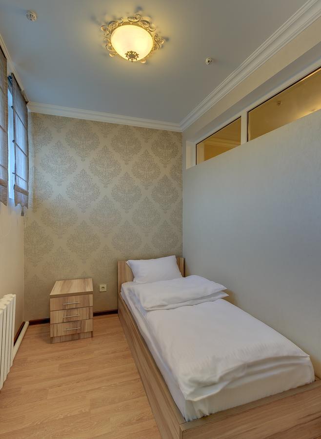 Resident Hotel Almaty Luaran gambar